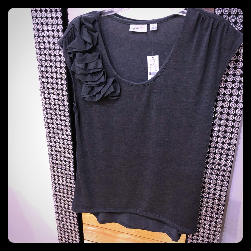 NWT Ruffle Shirt - Picture 2 of 3